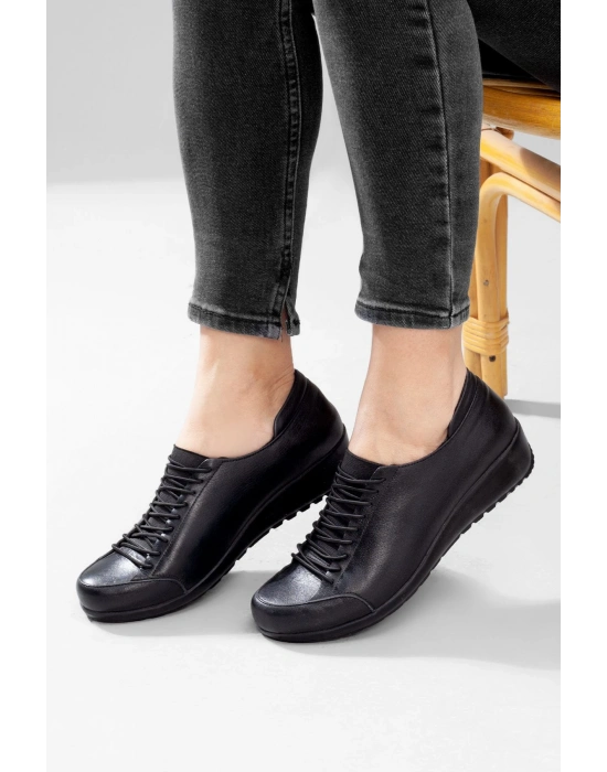 5012 AYMODA ÇOKBAĞLI DERİ BAYAN AYAKKABISI