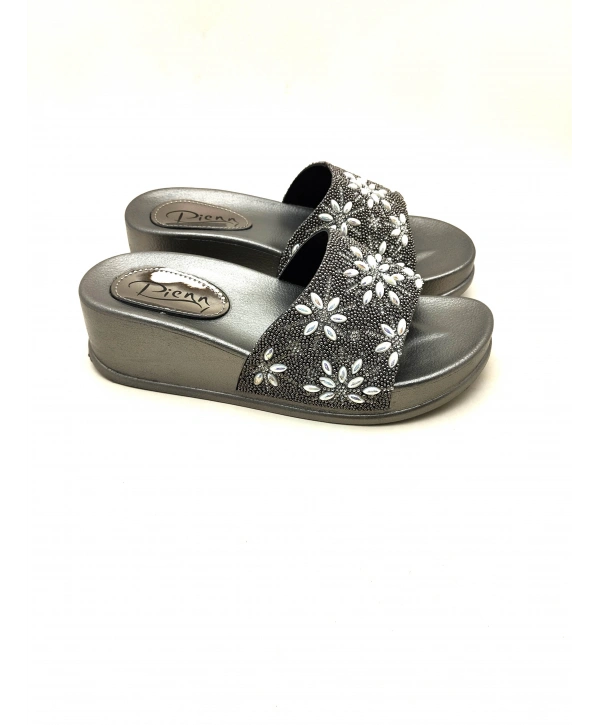 20028 PİENN YÜKSEK TABANLI TAŞLI KADIN TERLİĞİ