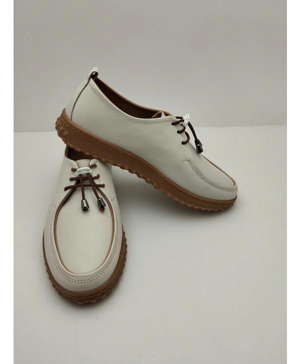 2051 AYMODA % YÜZ HAKİKİ DERİ BAYAN GOLF MODEL AYAKKABI