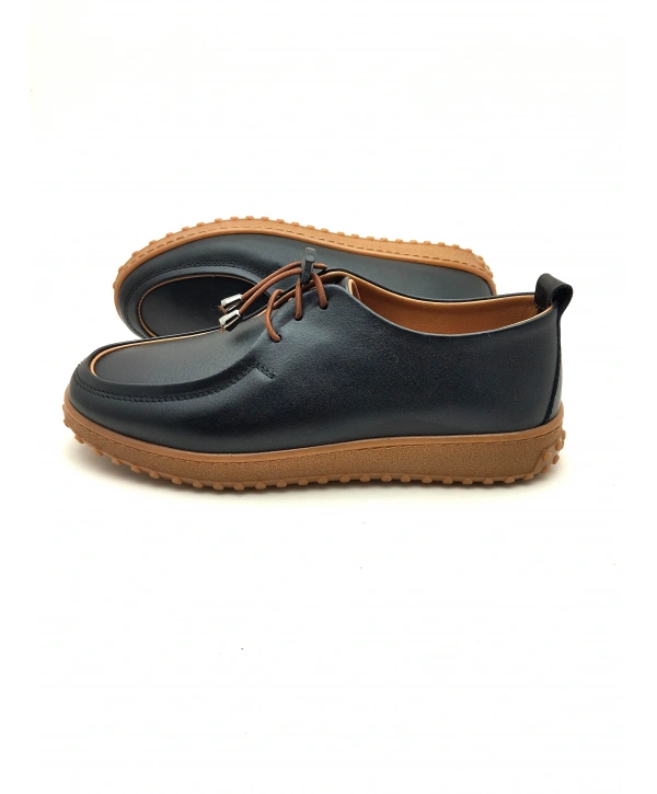 2051 AYMODA % YÜZ HAKİKİ DERİ BAYAN GOLF MODEL AYAKKABI