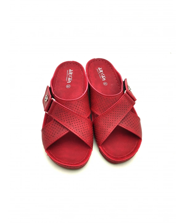 376 ARYA CIRTLI ANATOMİK RAHAT TERLİK