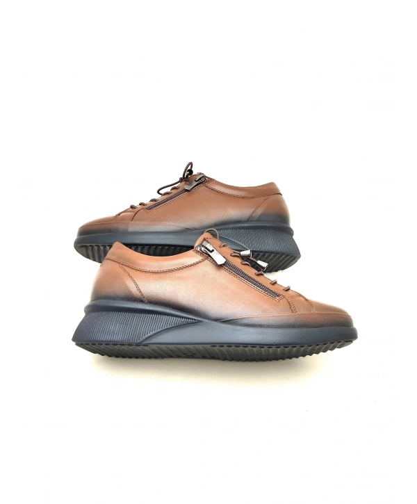 4051 AYMODA HAKİKİ DERİ FERMARLI ANATOMİK ŞIK  AYAKKABI