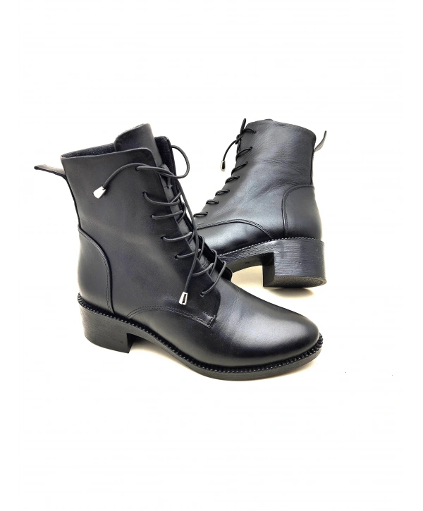 9050 AYMODA DERİ SİVRİ KALIP KLASİK RAHAT BOT