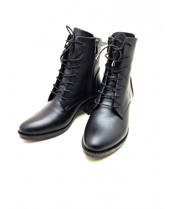 9050 AYMODA DERİ SİVRİ KALIP KLASİK RAHAT BOT