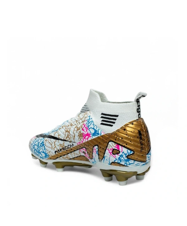 LALİGA ERKEK BÜYÜK NUMARA -45-46-47- HALISAHA ÇİMSAHA FUTBOL KRAMPONU