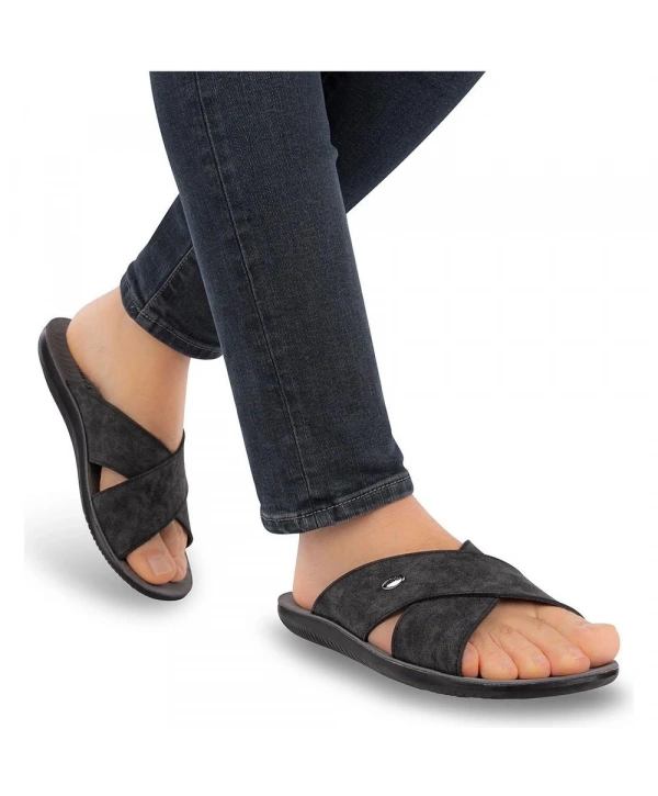 MUYA FALCON ISLAK ZEMİN KURU ZEMİN GÜNLÜK ERKEK TERLİĞİ