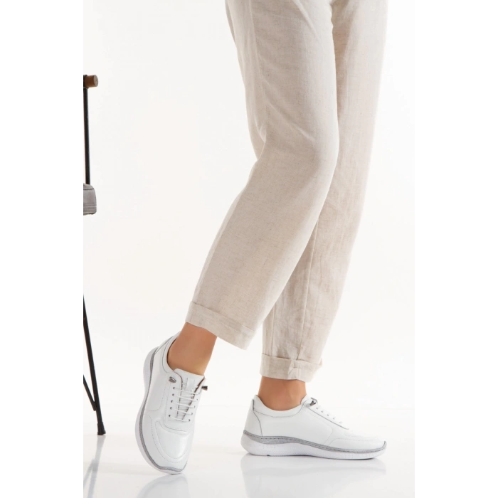 1115 VEFAZEN DERİ BAYAN GÜNLÜK SPOR AYAKKABI