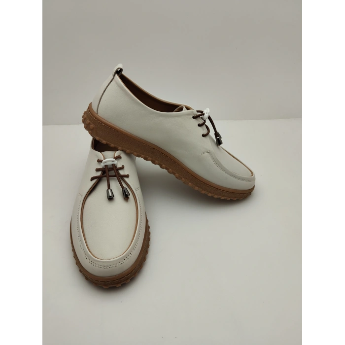 2051 AYMODA % YÜZ HAKİKİ DERİ BAYAN GOLF MODEL AYAKKABI