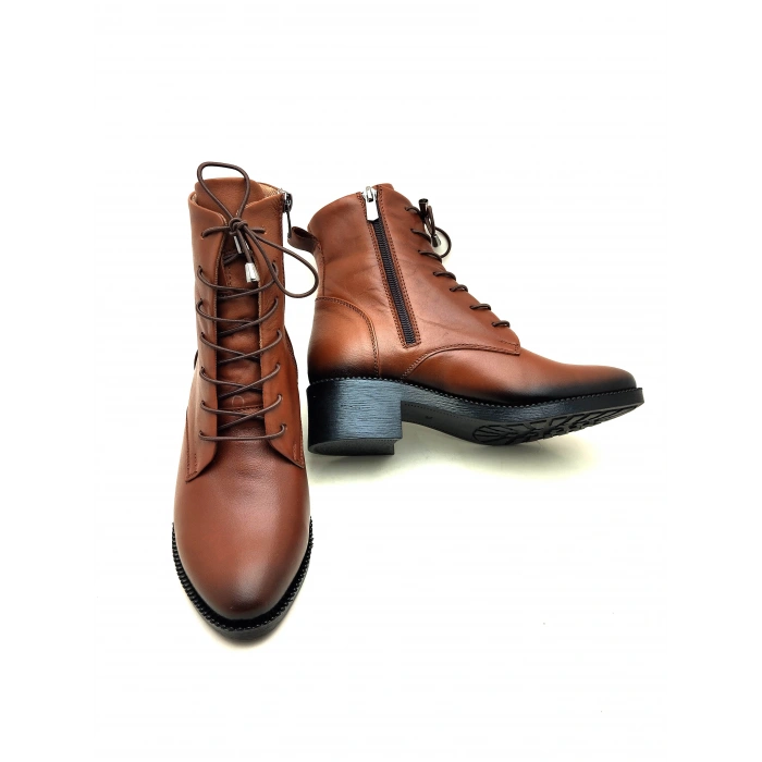 9050 AYMODA DERİ SİVRİ KALIP KLASİK RAHAT BOT