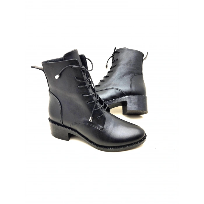 9050 AYMODA DERİ SİVRİ KALIP KLASİK RAHAT BOT