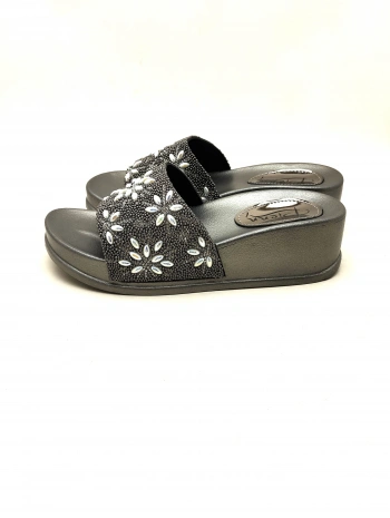 20028 PİENN YÜKSEK TABANLI TAŞLI KADIN TERLİĞİ