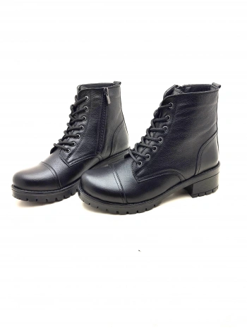 5002 MODA HAKİKİ DERİ KISA FERMARLI BAĞCIKLI KADIN POSTAL BOT