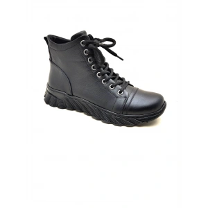 4053 AYMODA HAKİKİ DERİ KAUCUK TABANLI BAYAN SPOR BOT