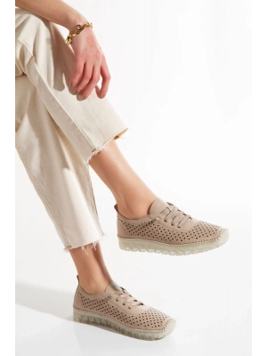 1702 AYMODA SOFT HAKİKİ DERİ LAZER DELİKLİ ORTOPEDİK GÜNLÜK CASUEL BAYAN AYAKKABISI