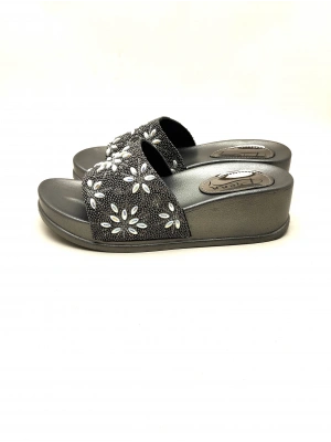 20028 PİENN YÜKSEK TABANLI TAŞLI KADIN TERLİĞİ