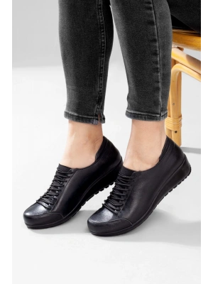 5012 AYMODA ÇOKBAĞLI DERİ BAYAN AYAKKABISI