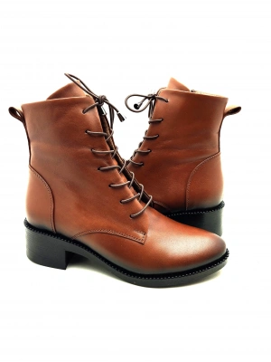 9050 AYMODA DERİ SİVRİ KALIP KLASİK RAHAT BOT