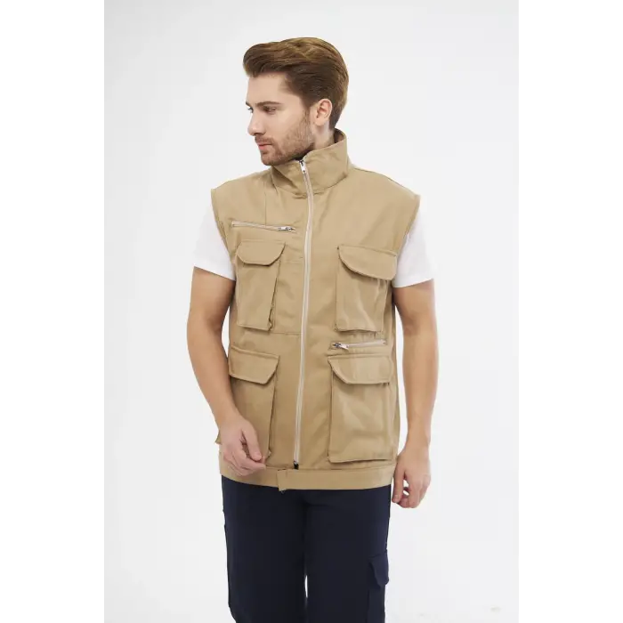 Çok Cepli Bej Yelek