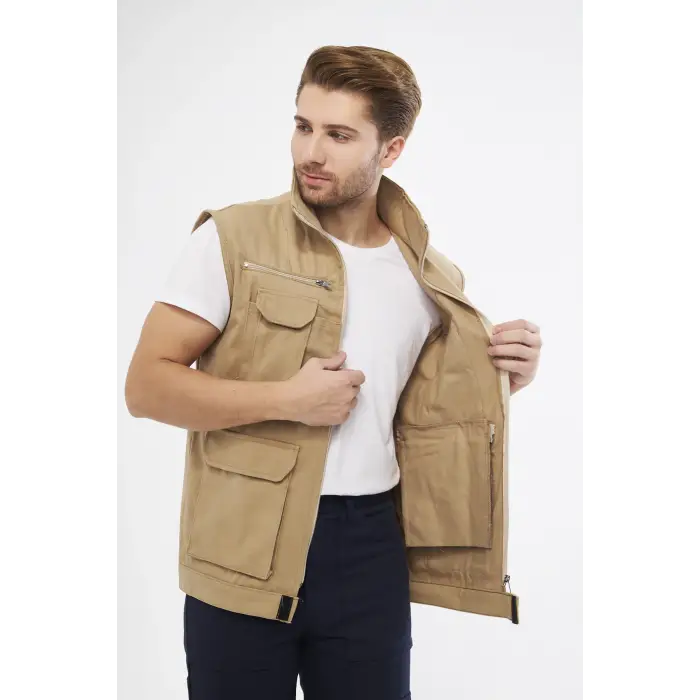 Çok Cepli Bej Yelek