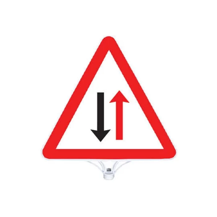 Dikkat İki  Yönlü Trafik Tabelası