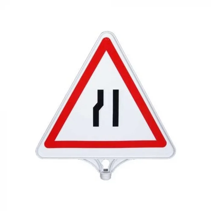 Soldan Daralan Yol Tabelası