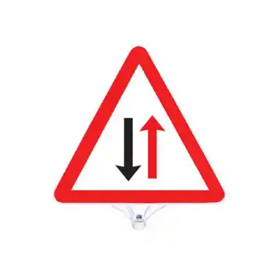 Dikkat İki  Yönlü Trafik Tabelası
