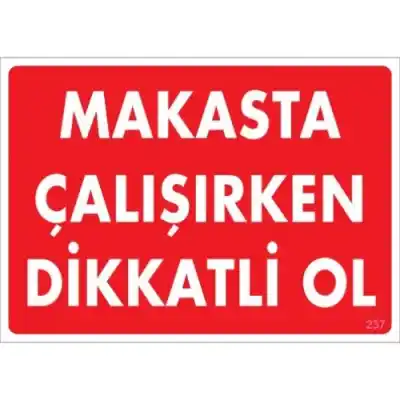 Pvc Levha Makasta Çalışırken Dikkatli Ol 25X35 Cm