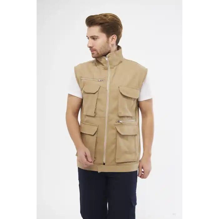 Çok Cepli Bej Yelek