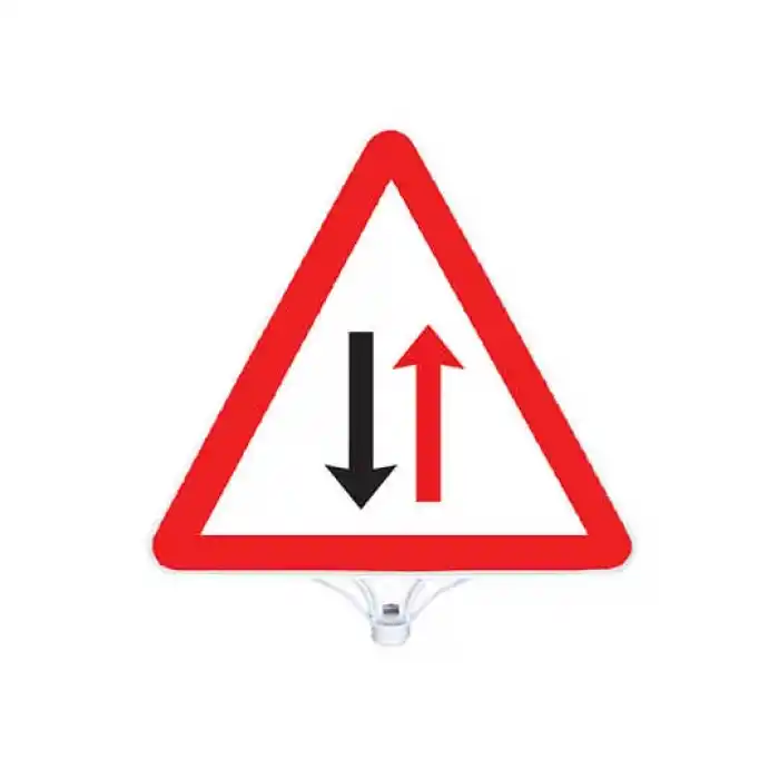 Dikkat İki  Yönlü Trafik Tabelası