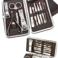  12 Parça Manikür Pedikür Seti Tırnak Bakımı Nasır Temizleme El Ayak Bakımı