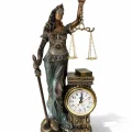 BUĞZ 15x10 cm Polyester Saatli Adalet Figürü