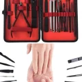 BUĞZ 17 Parça Manikür Pedikür Seti El Ayak Bakım Seti Tırnak Makası Törpü - BUĞZ