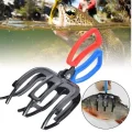 BUĞZ 3 Pençeli 11 Cm Balık Sabitleyici Maşa Bx40