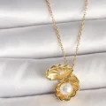 BUĞZ 316L Çelik Gold Renk Zincir Açılır İncili Midye Model Kadın Kolye