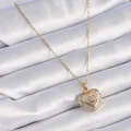 BUĞZ 316L Çelik Gold Renk Zirkon Taşlı Kalp Model Vintage Kadın Kolye