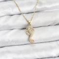 BUĞZ 316L Çelik Zincir Gold Renk Deniz Atı Model Zirkon Taşlı Kadın Kolye