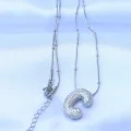 BUĞZ 316L Çelik Zincirli Zirkon Taşlı C Harfli Gümüş Renk Bubble Kolye - Lisinya