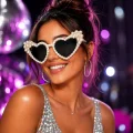 BUĞZ After Party İnci Taşlı Kalp Gözlüğü