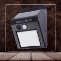 BUĞZ Bahçe Aydınlatma Sensörlü Güneş Enerjili Duvar Lambası 40 Led Işık