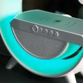 BUĞZ Beyaz Bluetooth Hoparlörlü Masa Lambası, Kablosuz Şarj Özellikli ve 2 Saat Dinleme Süresi