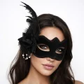 BUĞZ Beyaz İnci Detaylı Siyah Süet Venedik Kadın Maskesi Tüylü Güllü