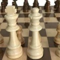 BUĞZ Büyük boy ceviz ahşap satranç takımı ve dama seti ahşap figürlü taşlarla - Hobi & Eğlence