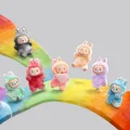 BUĞZ Dekoratif Yumuşak Labubu Peluş Figür – Koleksiyonluk ve Çocuklara Uygun Hediye 20 cm