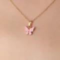 BUĞZ Gold Pembe Renk Kelebek Figür Kadın Kolye - BUĞZ