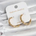 BUĞZ Gold Renk Pirinç Tırtık Model Kadın Küpe