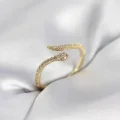 BUĞZ Gold Renk Yılan Model Zirkon Taşlı Kadın Yüzük