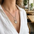 BUĞZ Gümüş Renk Ataç Zincir Yonca Model Kadın Kolye