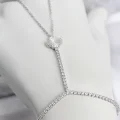 BUĞZ Gümüş Renk Pirinç Lazerli Yonca Model Zirkon Taşlı Şahmeran