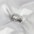 BUĞZ Gümüş Renk Pirinç Sıralı Yıldız Model Zirkon Taşlı Kadın Yüzük