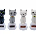 BUĞZ Güneş Enerjili Sallanan Kedi Figürü